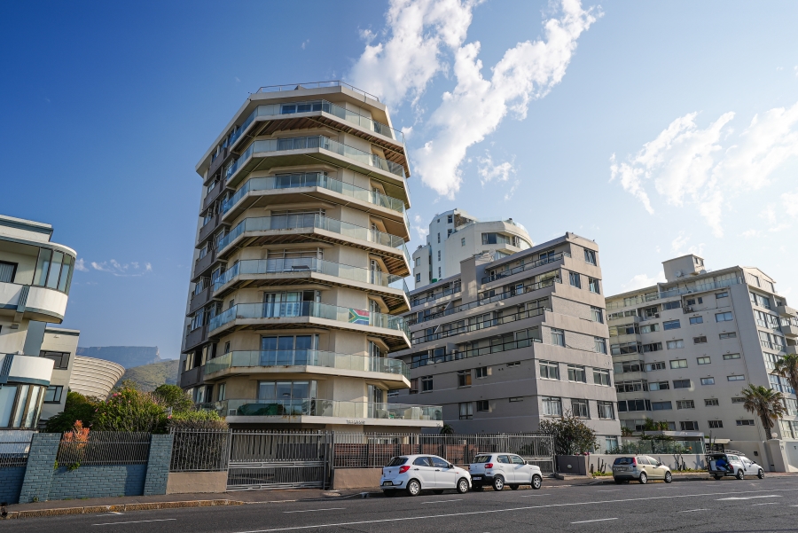 3 Bedroom Property for Sale in Mouille Point Western Cape